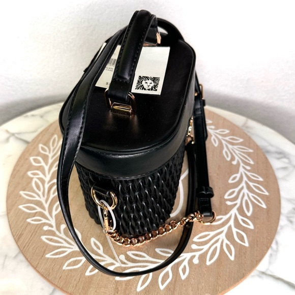 Anne Klein Ruched Top Handle Train Case, Detachable Crossbody Strap, adorable❤️ - Picture 4 of 8